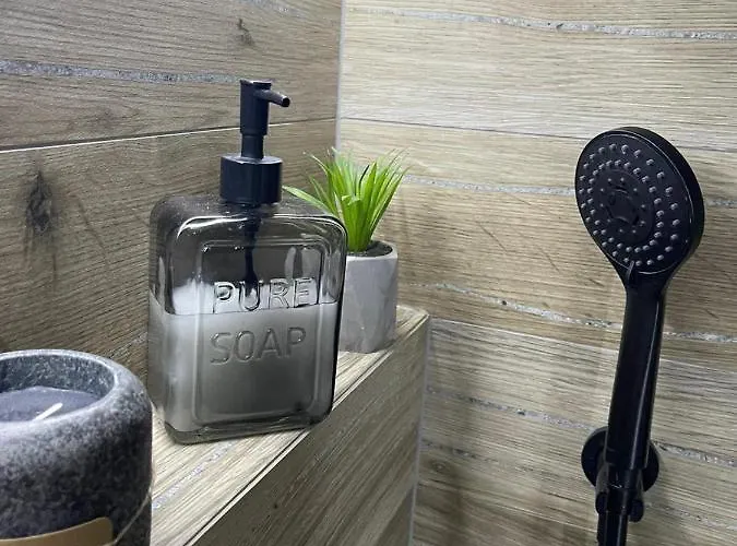 Przestronny Apartament 5 Min Od Centrum Katowic. * Κατοβίτσε