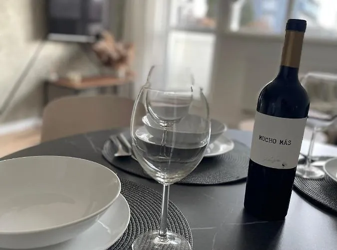 Przestronny Apartament 5 Min Od Centrum Katowic.